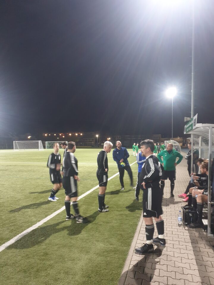 Alte Herren mit deutlichem Sieg gegen Auerbach