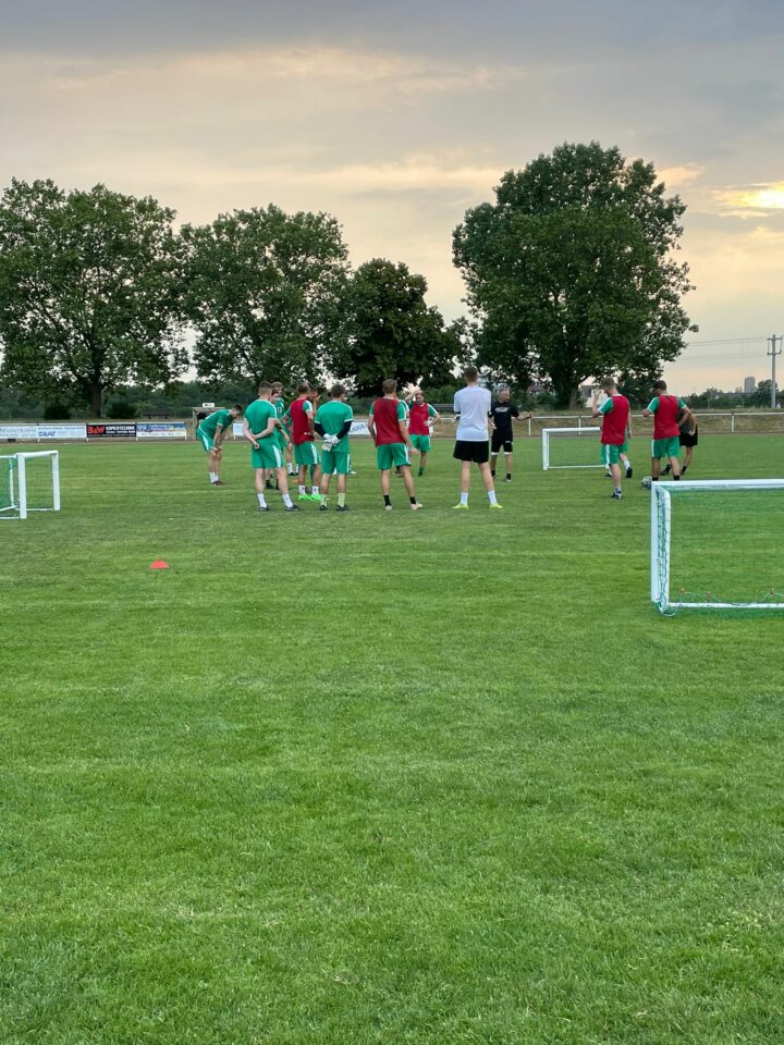 Die ersten Testspiele