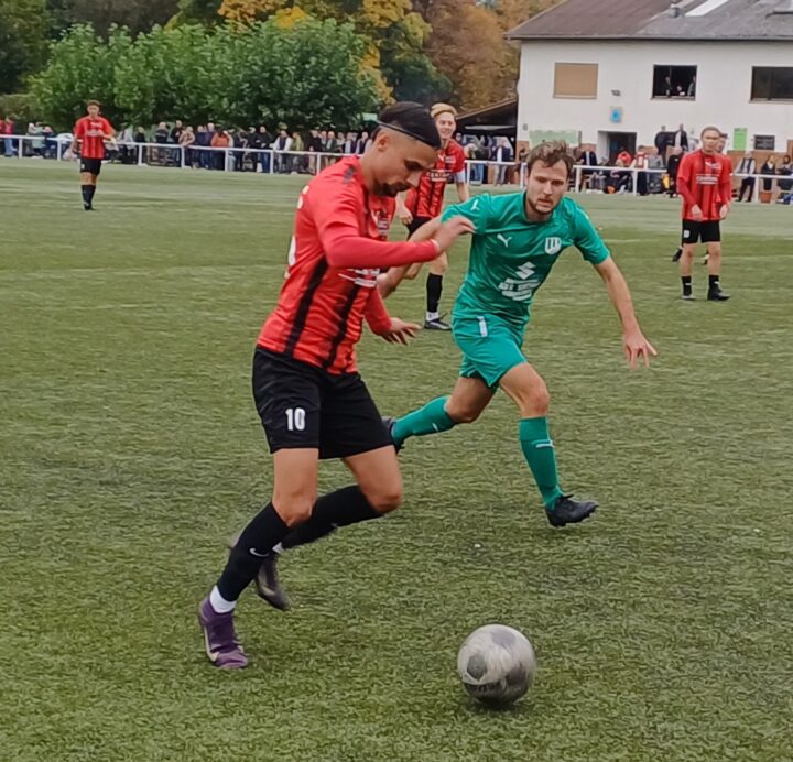 Zwei späte 2:1-Auswärtssiege – Aufatmen beim FCA – Last Minute-Sieg der 1a in Groß-Bieberau – FCA 1c siegt in Traisa